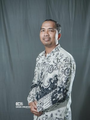 Veto Adywinata, S.Pd.Si